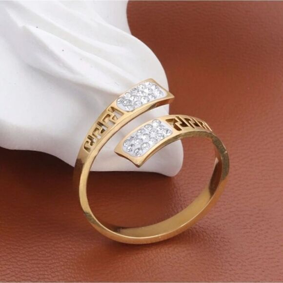 Chic Wrap Adjustable Ring Stainless Steel 18k Gold Plated Paved Shining Zirconia - Picture 4 of 11